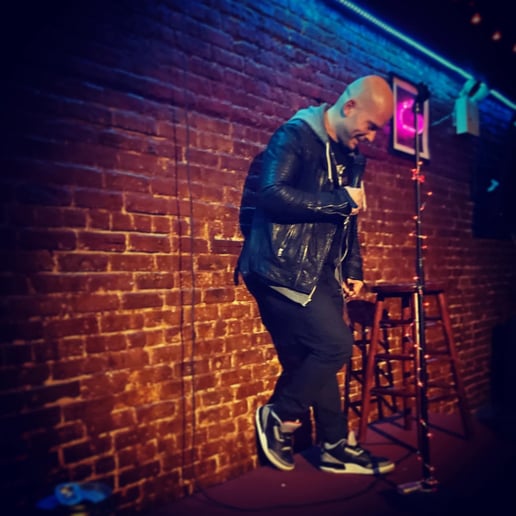 Gallery photo 4 of Lenny Urbina Comedy