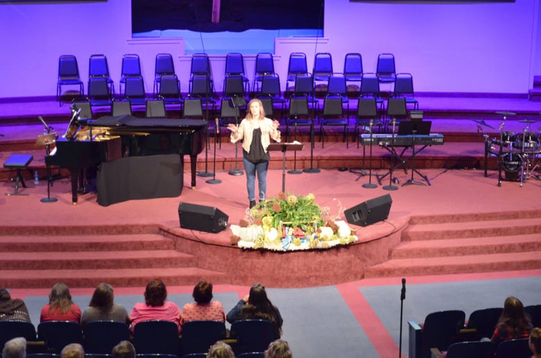 Gallery photo 1 of Lens of Faith Keynotes