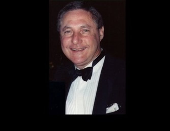 Gallery photo 1 of Leon Ziligson