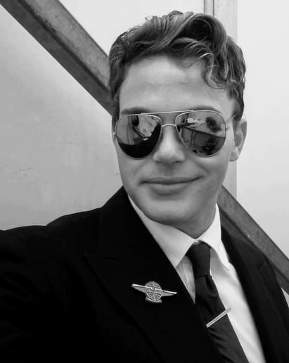 Gallery photo 5 of Leonardo Dicaprio look alike