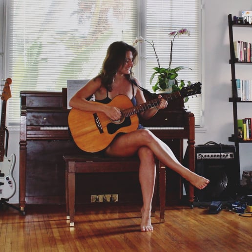 Gallery photo 4 of Leora M.