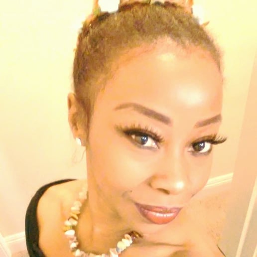 Gallery photo 3 of LeShay Allday