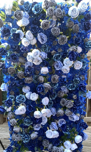 Gallery photo 10 of Flower Walls by Leslie Arnelle