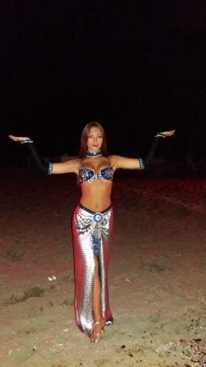 Gallery photo 3 of Leyla Bellydance