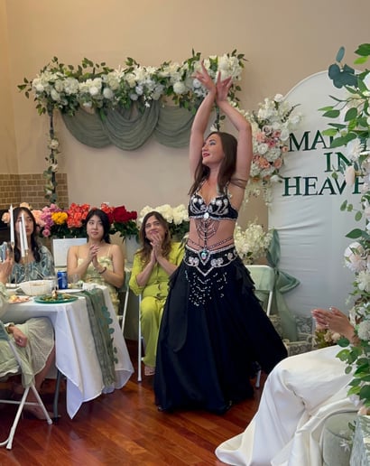 Gallery photo 1 of Leyla Bellydance