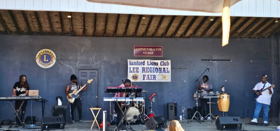 Gallery photo 6 of Life N Music Band