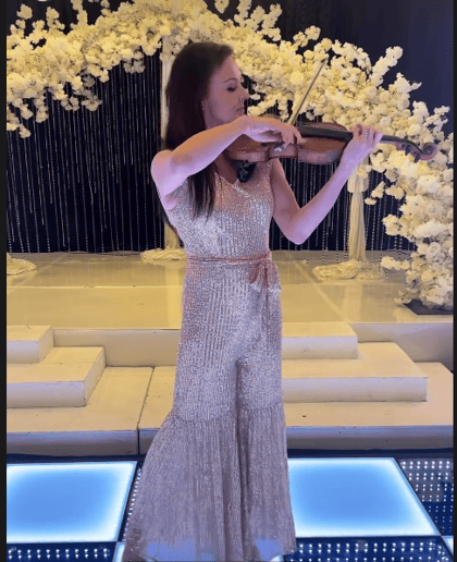 Gallery photo 7 of Liga Vildere violinist