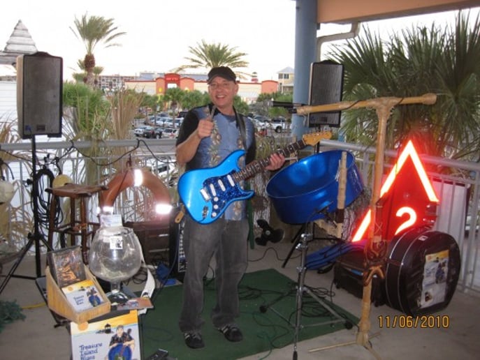 Gallery photo 1 of Lightning Jack Steel Drum Band