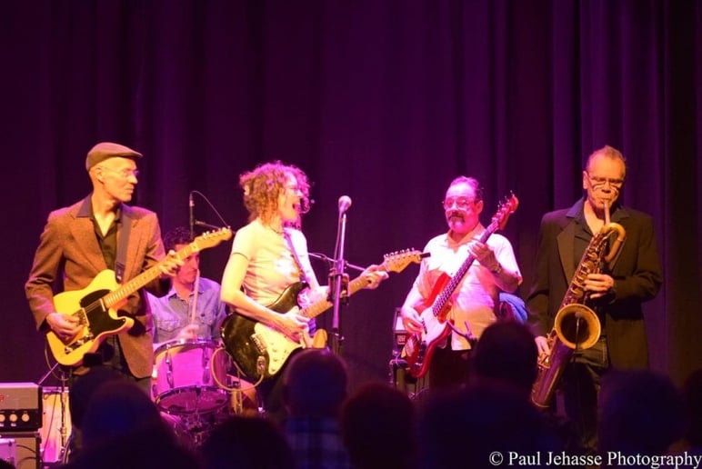 Gallery photo 9 of Lil’ Red & The Rooster