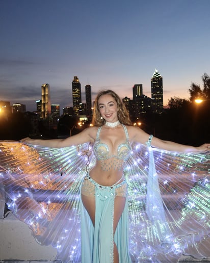 Gallery photo 4 of Lilaea Belly Dancer