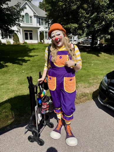 Gallery photo 4 of Lily the Clown