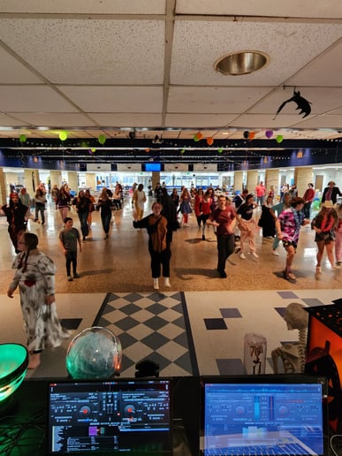 Gallery photo 10 of Limelight Karaoke & DJ Services