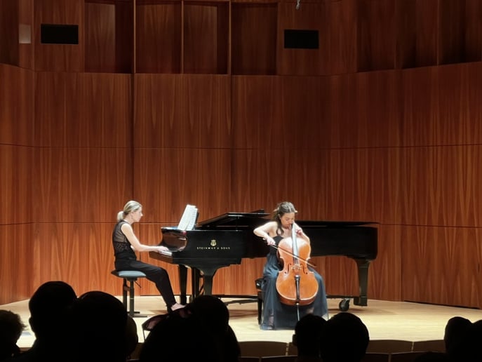 Gallery photo 1 of Alina Ying, Cellist