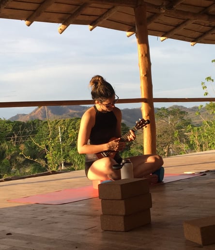 Gallery photo 8 of Lindsay McCargar Music