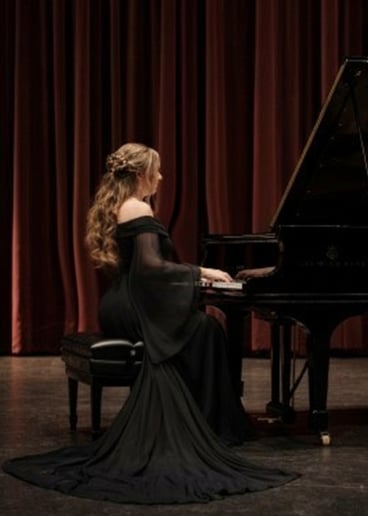 Gallery photo 8 of Linnea Ruth Moffatt Baker