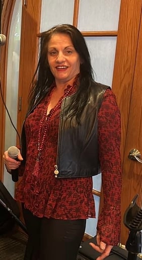 Gallery photo 1 of Lisa Marie Vocalist