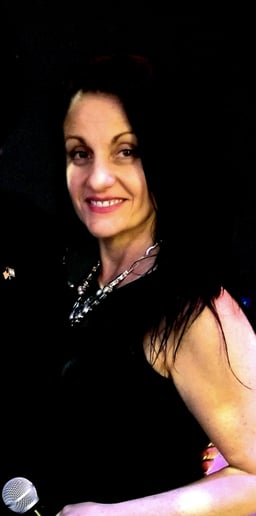 Gallery photo 2 of Lisa Marie Vocalist