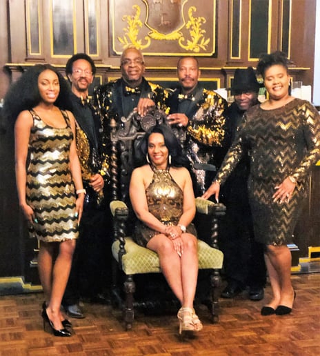 Gallery photo 6 of Lisa Perkins & The E-Lusion Band