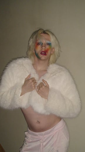 Gallery photo 3 of Literal Colby