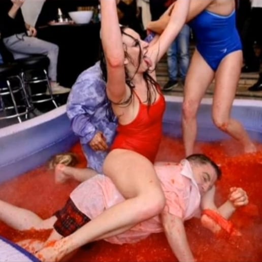 Gallery photo 8 of Dwarf Entertainers