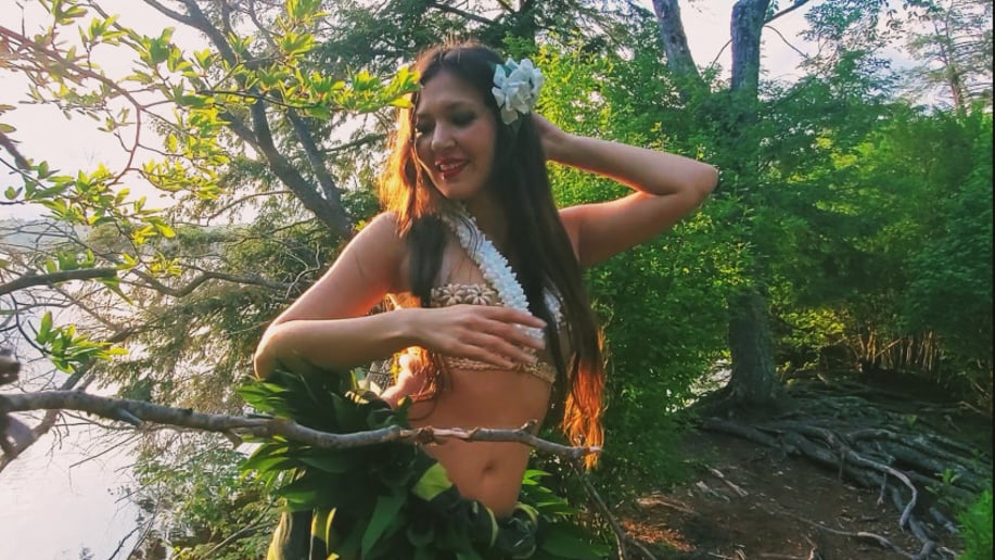 Gallery photo 4 of Liubov Bragg The Belly Dancer