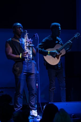 Gallery photo 1 of Live and Acoustic with Benbmk