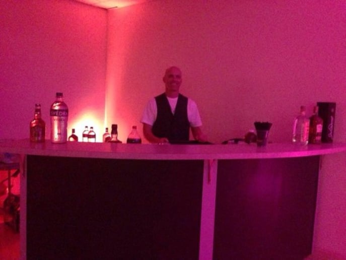 Gallery photo 2 of Live Large Mobile Bar