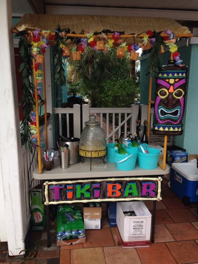 Gallery photo 5 of Live Large Mobile Bar