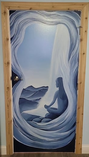 Gallery photo 7 of Live Painting with Mckenzie