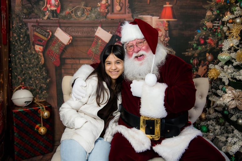 Gallery photo 7 of DFWSANTA