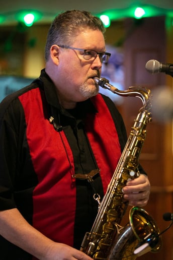 Gallery photo 8 of Live Sax