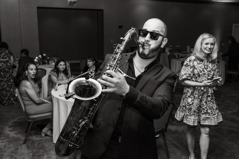 Gallery photo 5 of Live Saxophone