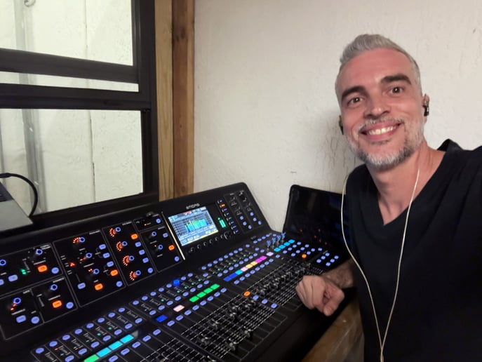 Gallery photo 4 of Music Deck Productions | Live Sound