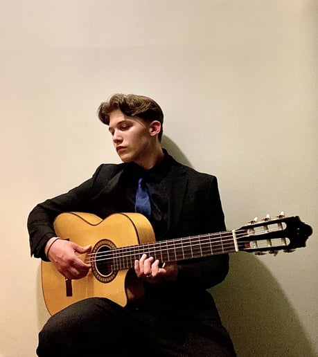 Gallery photo 1 of Daniel Ray- Spanish Guitar