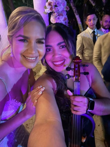 Gallery photo 22 of Live Violinist