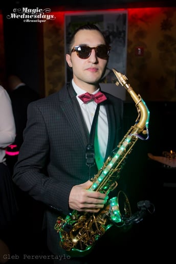 Gallery photo 47 of LiveSaX