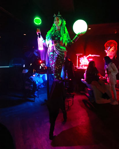 Gallery photo 9 of LIVEWIRE
