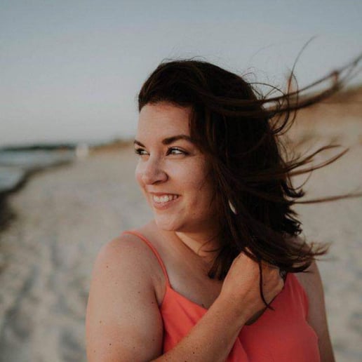 Gallery photo 6 of Liz Loy