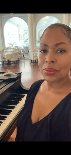 Gallery photo 5 of Liz Marion Piano