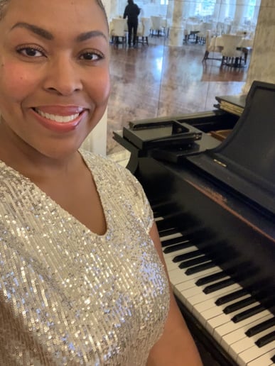 Gallery photo 6 of Liz Marion Piano