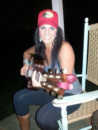 Gallery photo 4 of Liz Moriondo