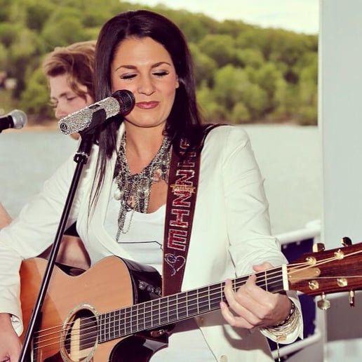 Gallery photo 6 of Liz Moriondo
