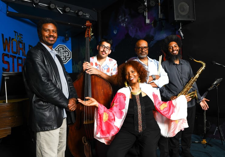 Gallery photo 10 of Liz Whitted Dawson and Jazz Quartet