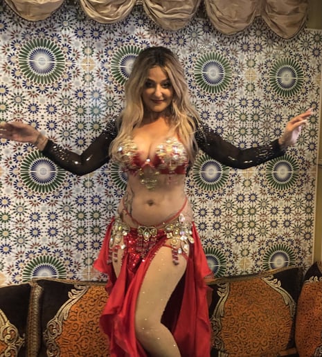 Gallery photo 4 of Lizza Hasan Belly Dance