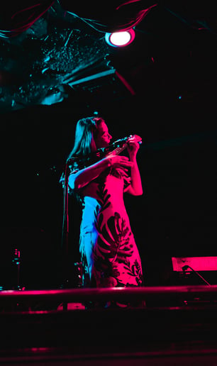 Gallery photo 1 of Lizzy and the Palm