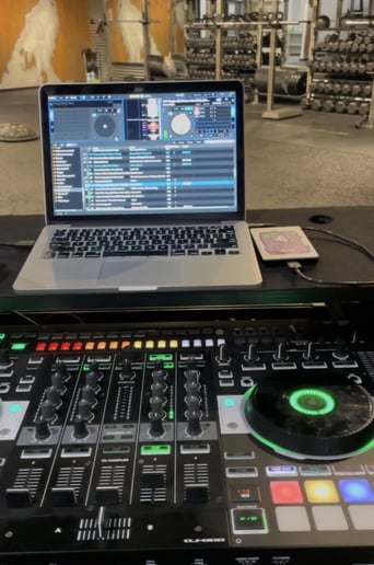 Gallery photo 1 of L&L Mobile DJ