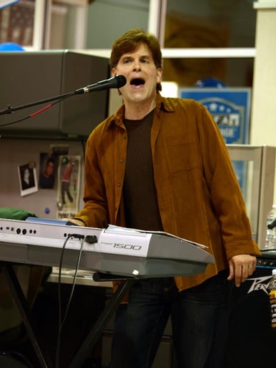 Gallery photo 6 of Jim Loftus - Pianist - Vocalist - Organist