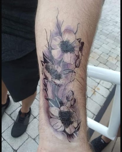 Gallery photo 2 of Lokura Glitter Tattoos