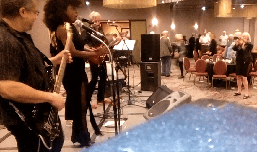 Gallery photo 3 of Lola Batiste