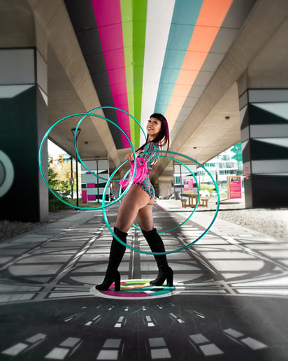 Gallery photo 2 of Lola Loops Entertainment